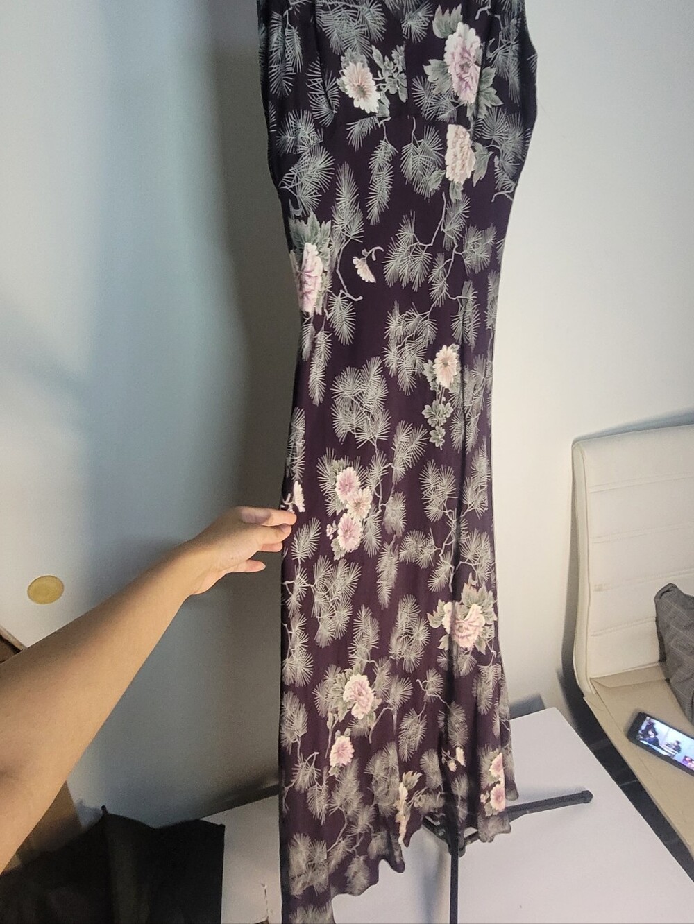 Le Chateau Burgundy Dress with Pink Floral Accents Vintage Sz Small - Picture 6 of 6